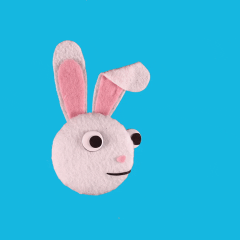 GIF obrázok veľkonočného zajačika so srdiečkami.